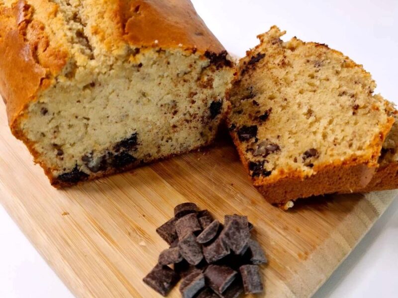 Cake aux pépites de chocolat - Recette facile - Richesses Naturelles